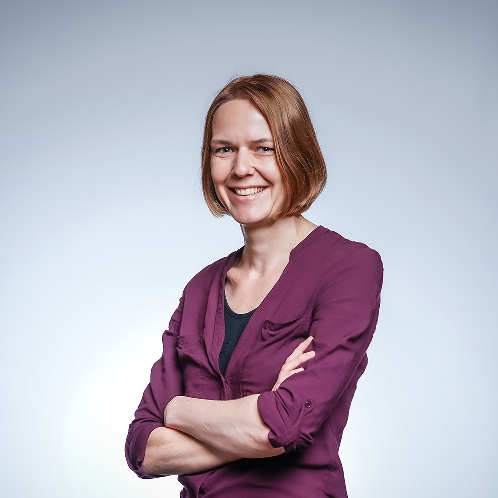 Headshot of Dr. Marika Karbstein